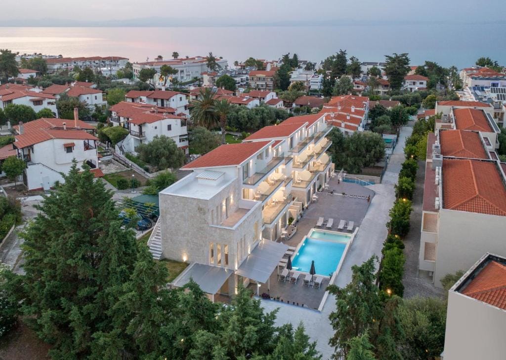 Hanioti Central Hotel