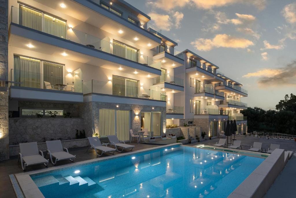 Hanioti Central Hotel