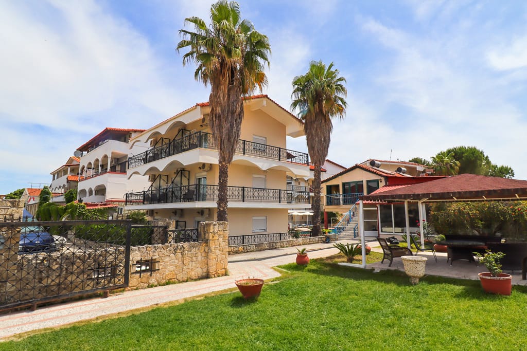 Hanioti Grand Victoria