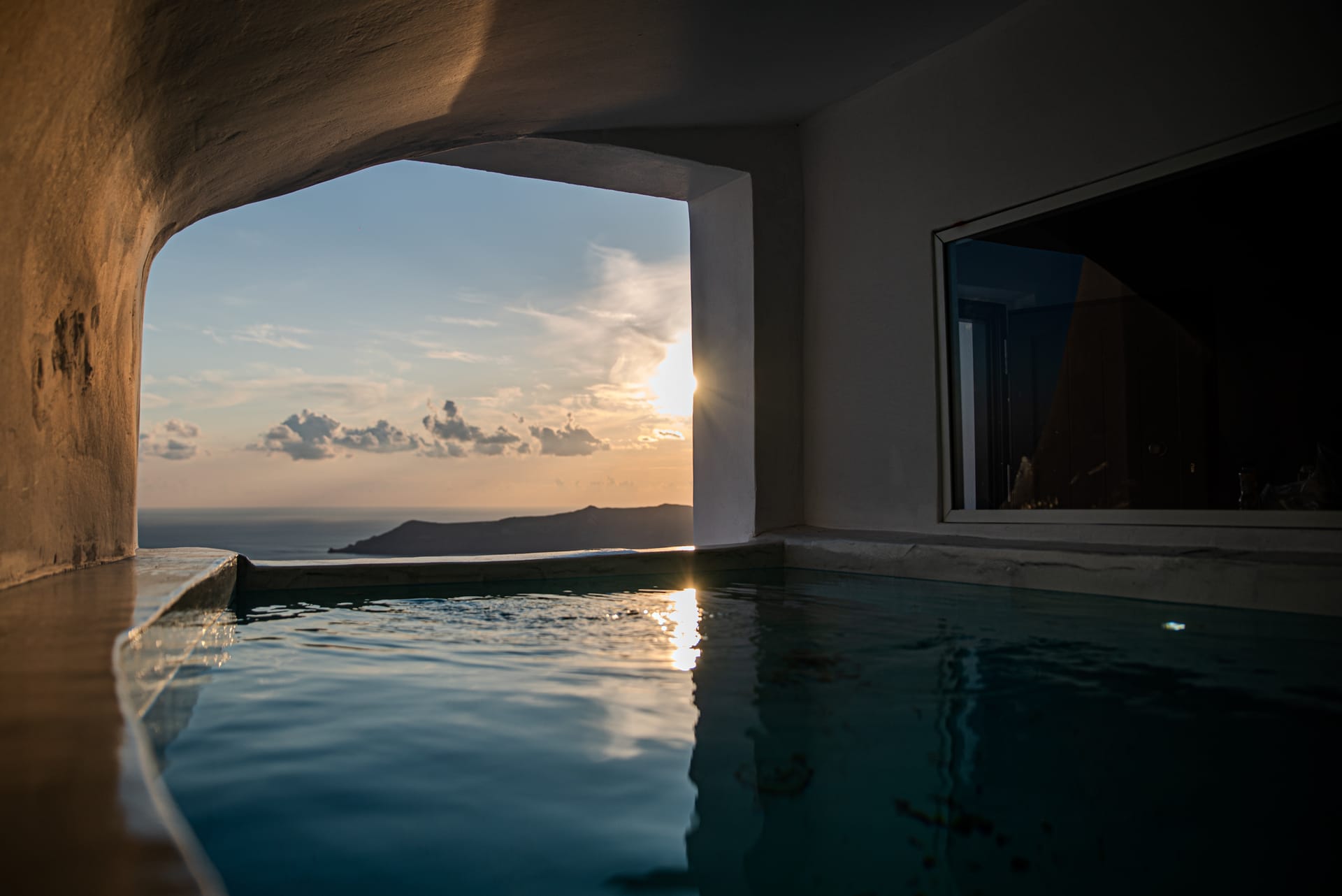 Heavens Edge by Mr and Mrs White