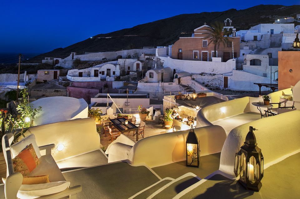 Heliophos Boutique Caves