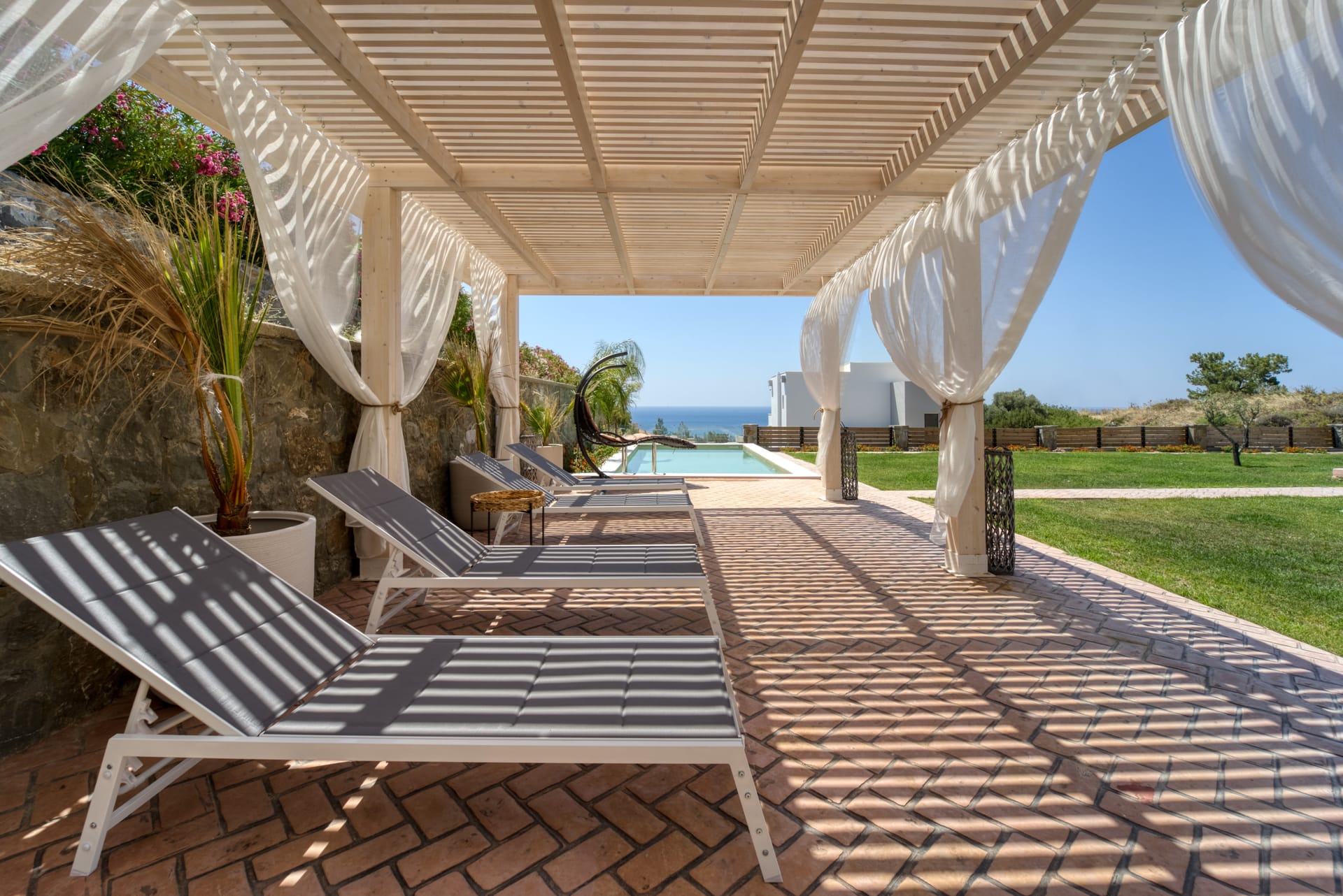 Heliophos Villas