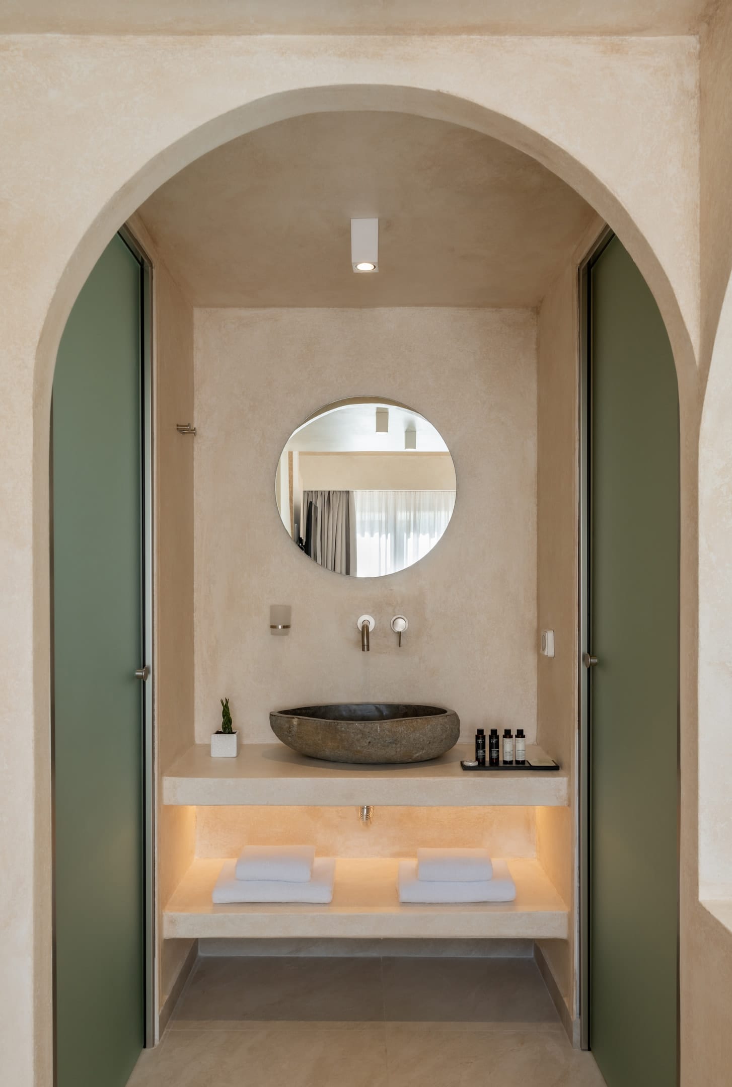 Heyday Luxury Suites