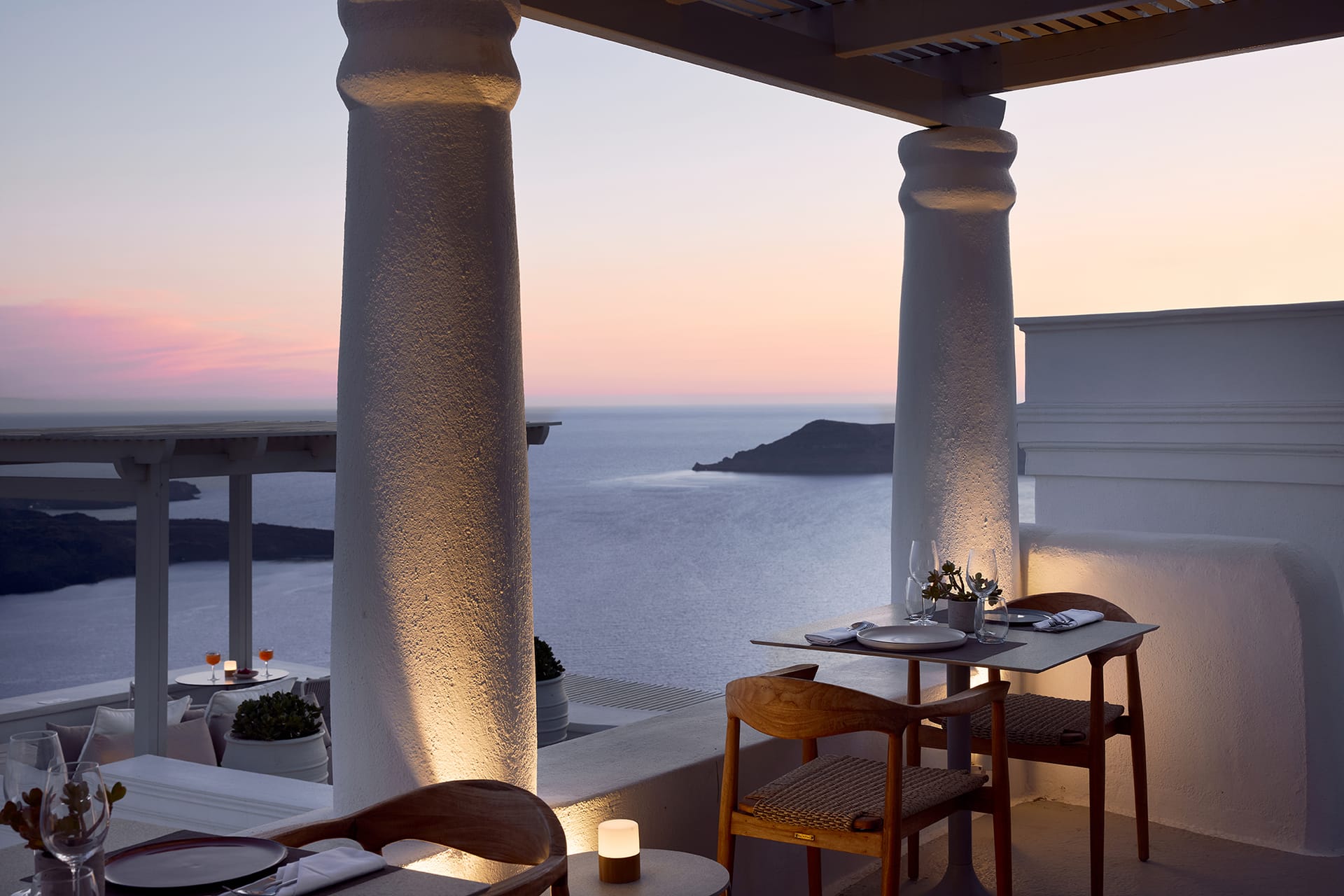 Iconic Santorini a boutique cave hotel