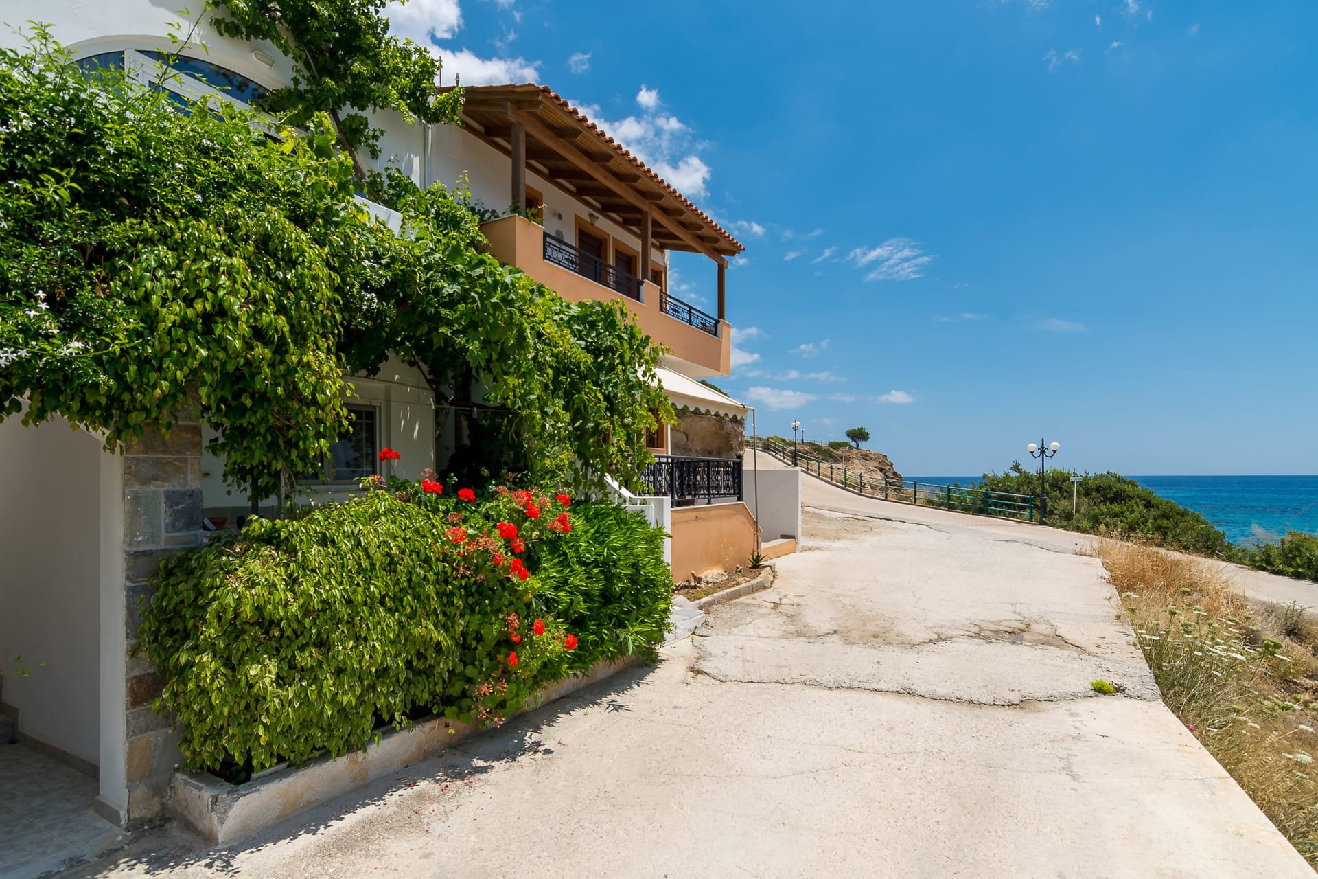 Crete Essence Villas – Makrygialos