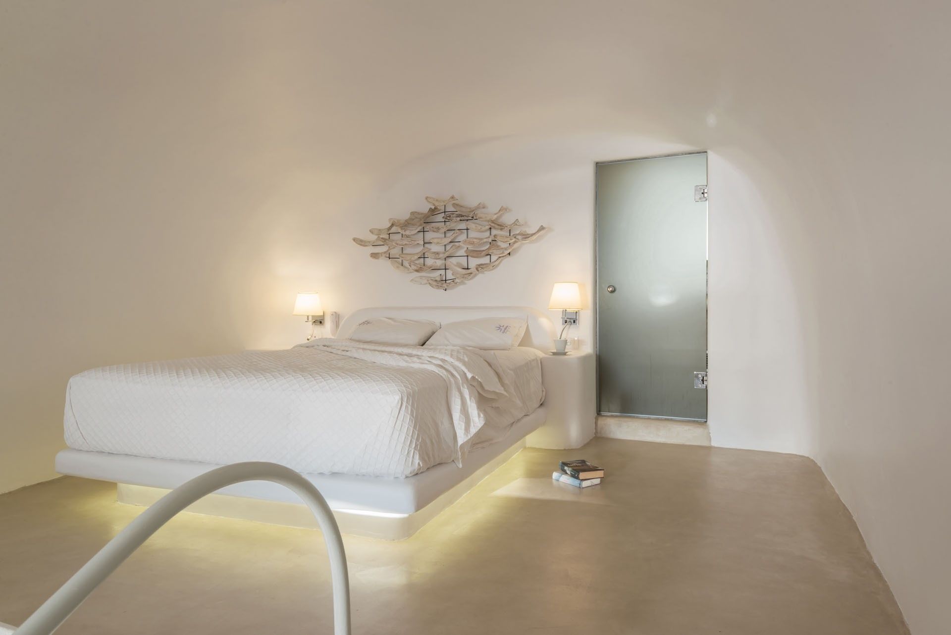 Iliovasilema Suites Santorini