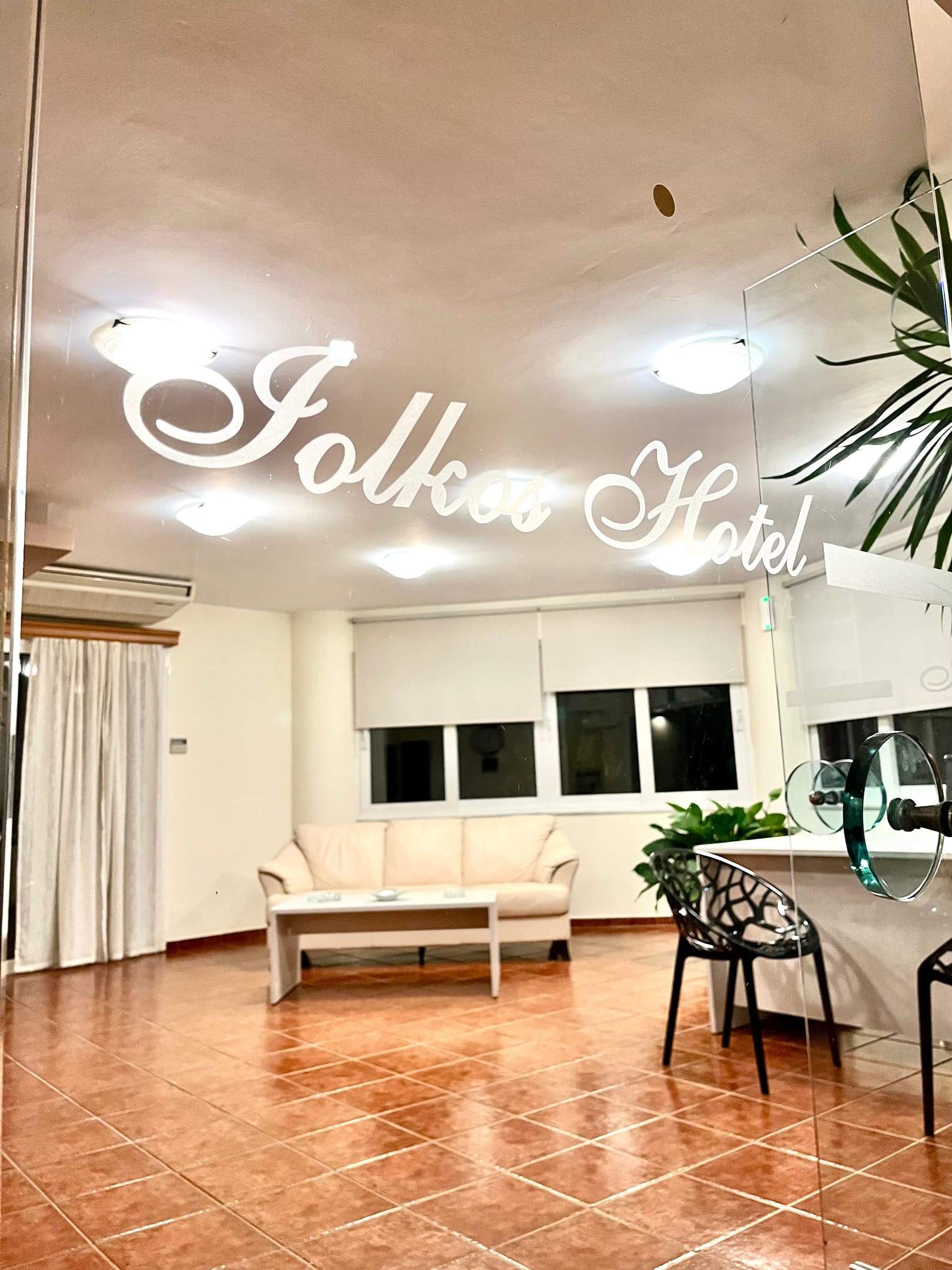 Iolkos Hotel Apartments Chania