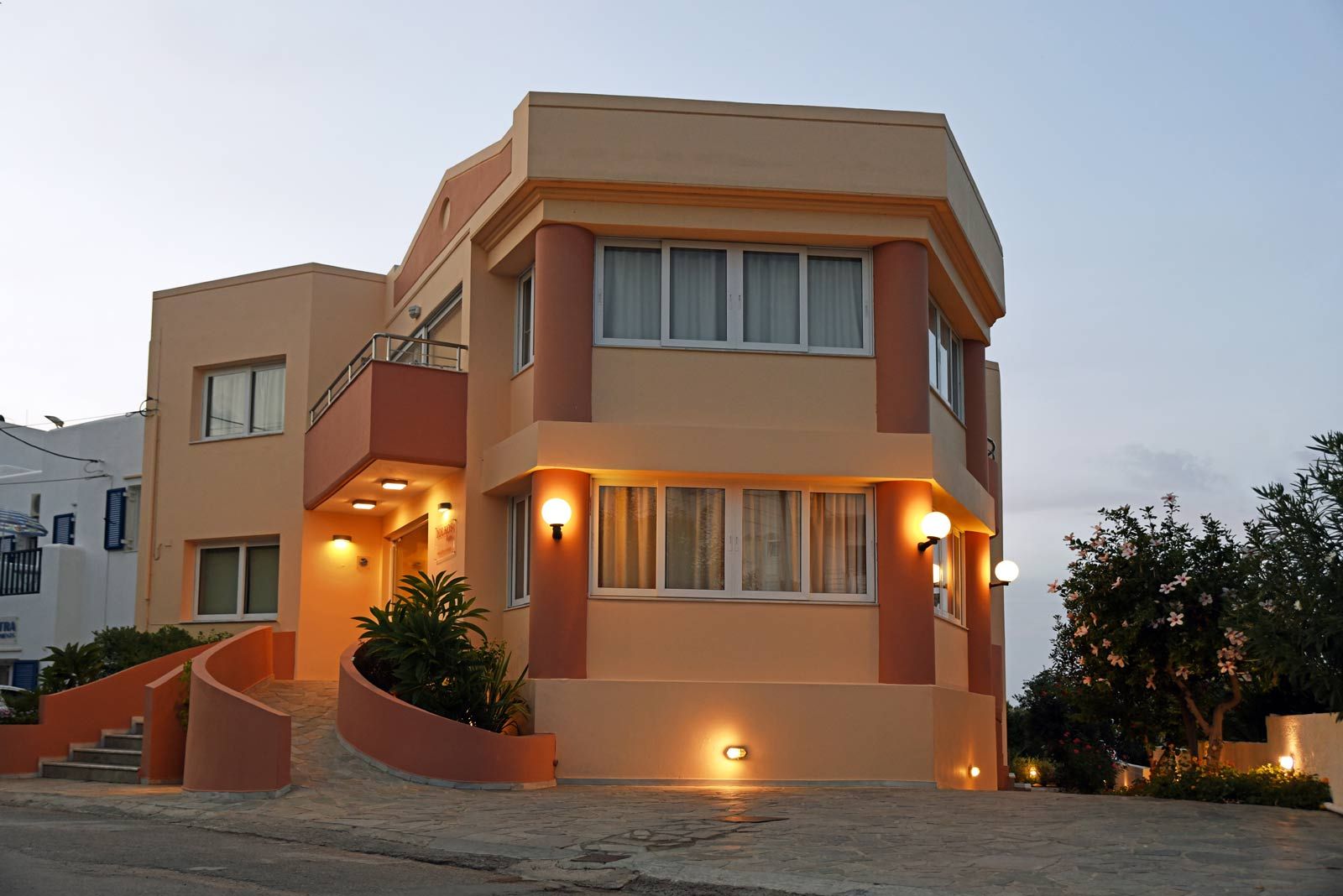 Iolkos Hotel Apartments Chania
