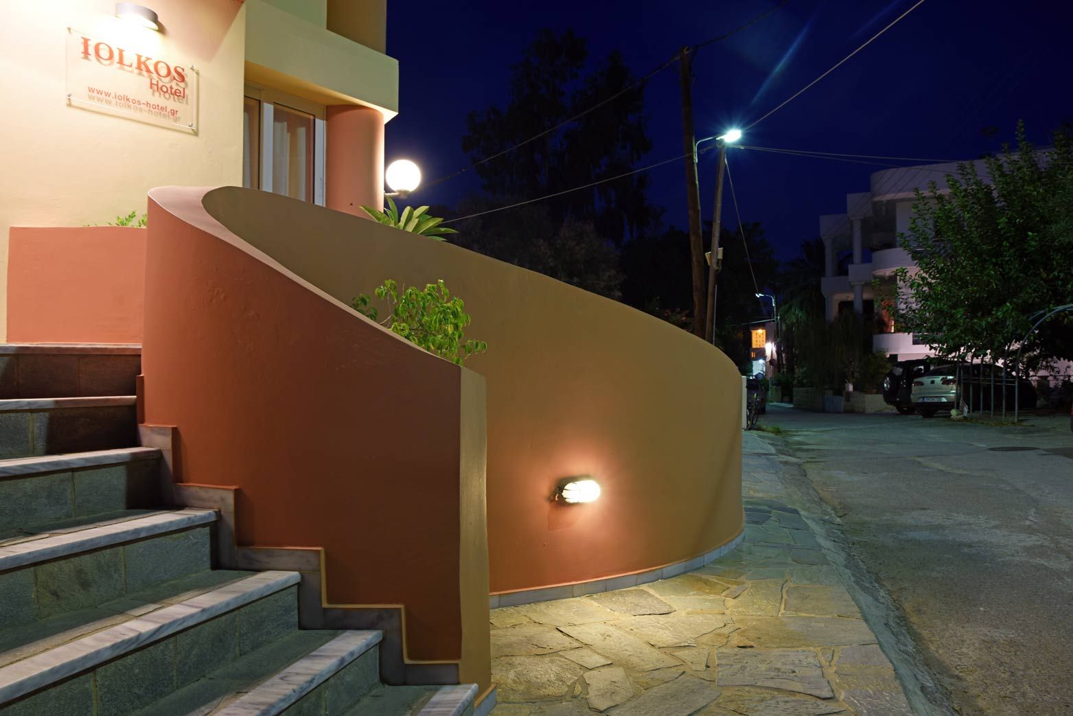 Iolkos Hotel Apartments Chania