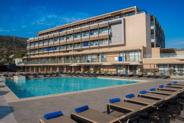 I Resort Beach Hotel & Spa