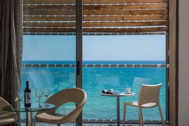 I Resort Beach Hotel & Spa
