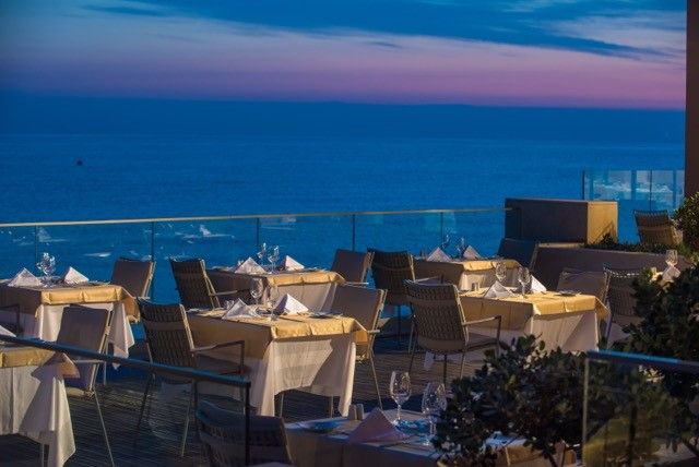 I Resort Beach Hotel & Spa