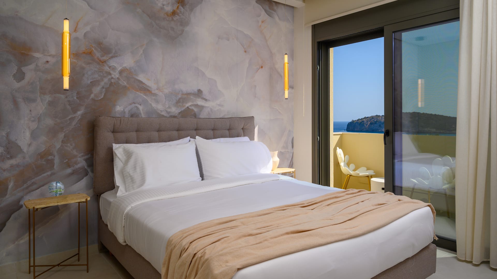 Kalos Luxury Homes The Beachside Experience
