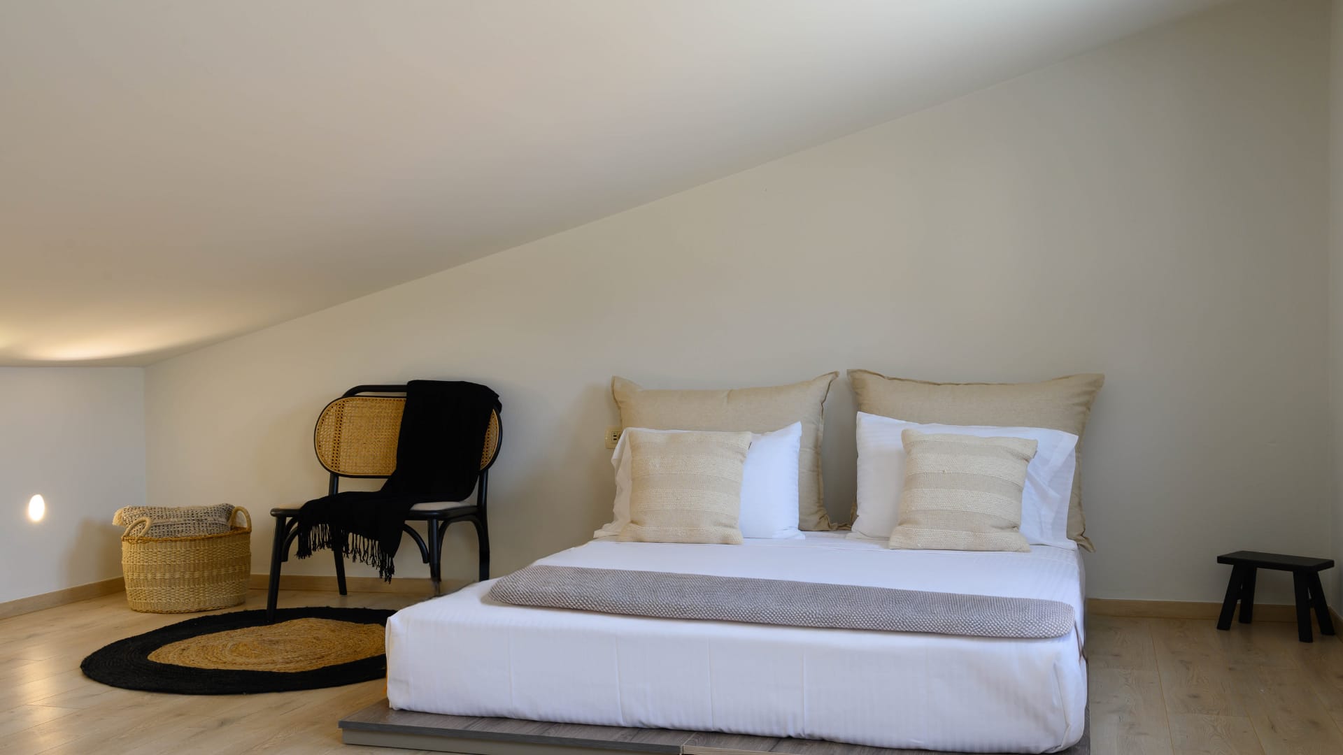 Kalos Luxury Homes The Beachside Experience