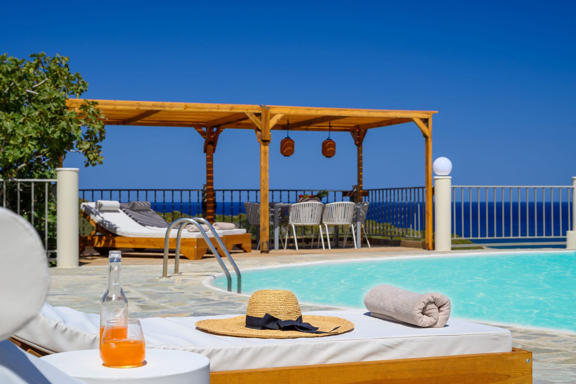 Kalos Luxury Homes The Beachside Experience