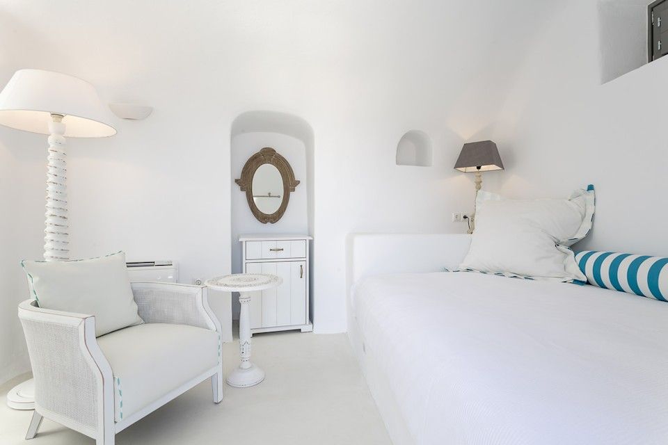Kamini Santorini Villas