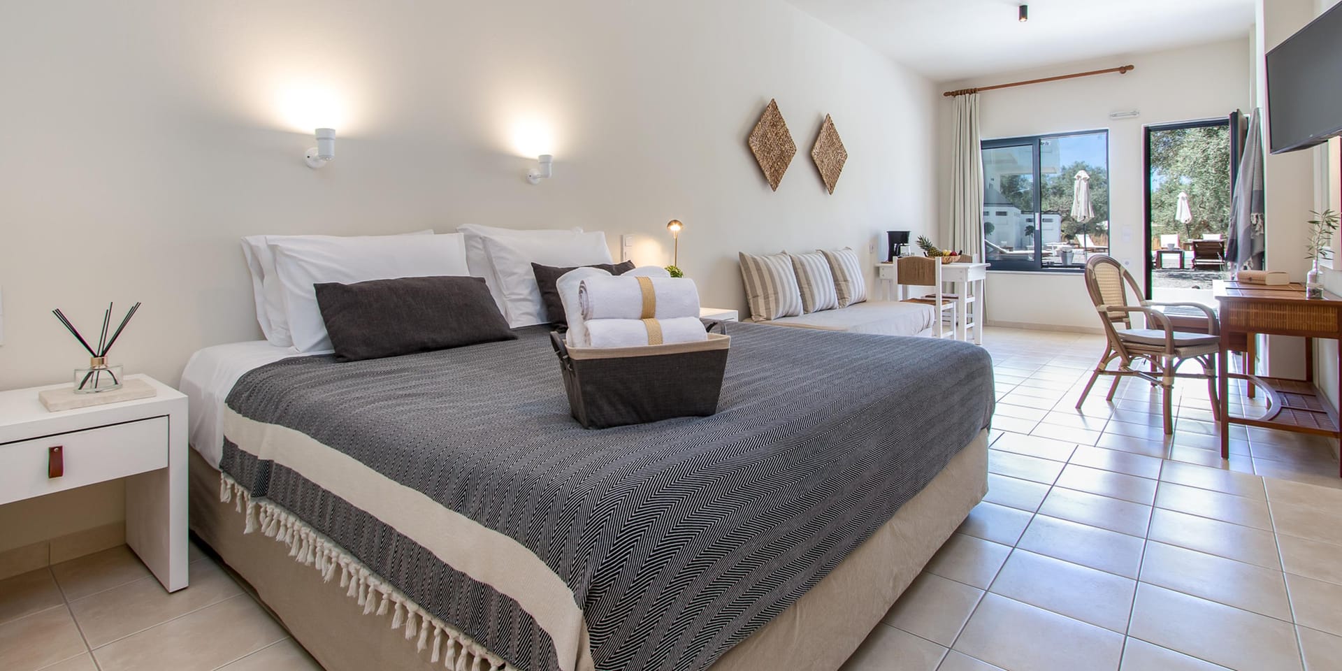 Kanso Rooms