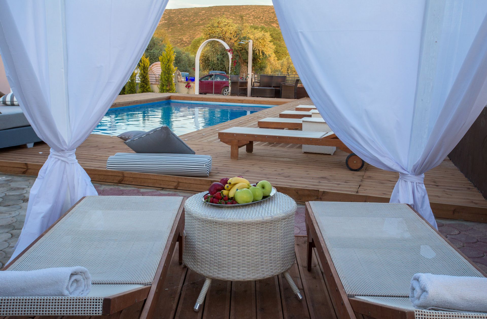 Kapahi Suites Apartments