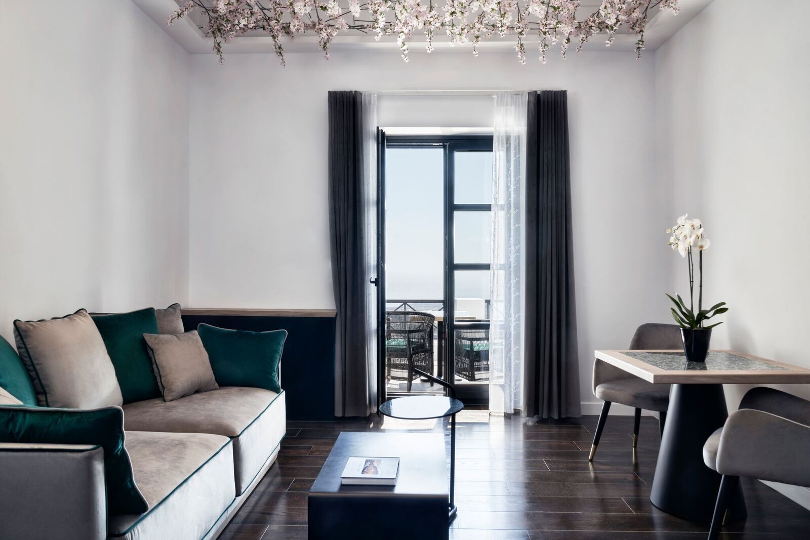 Katikies Garden Santorini – The Leading Hotels Of The World