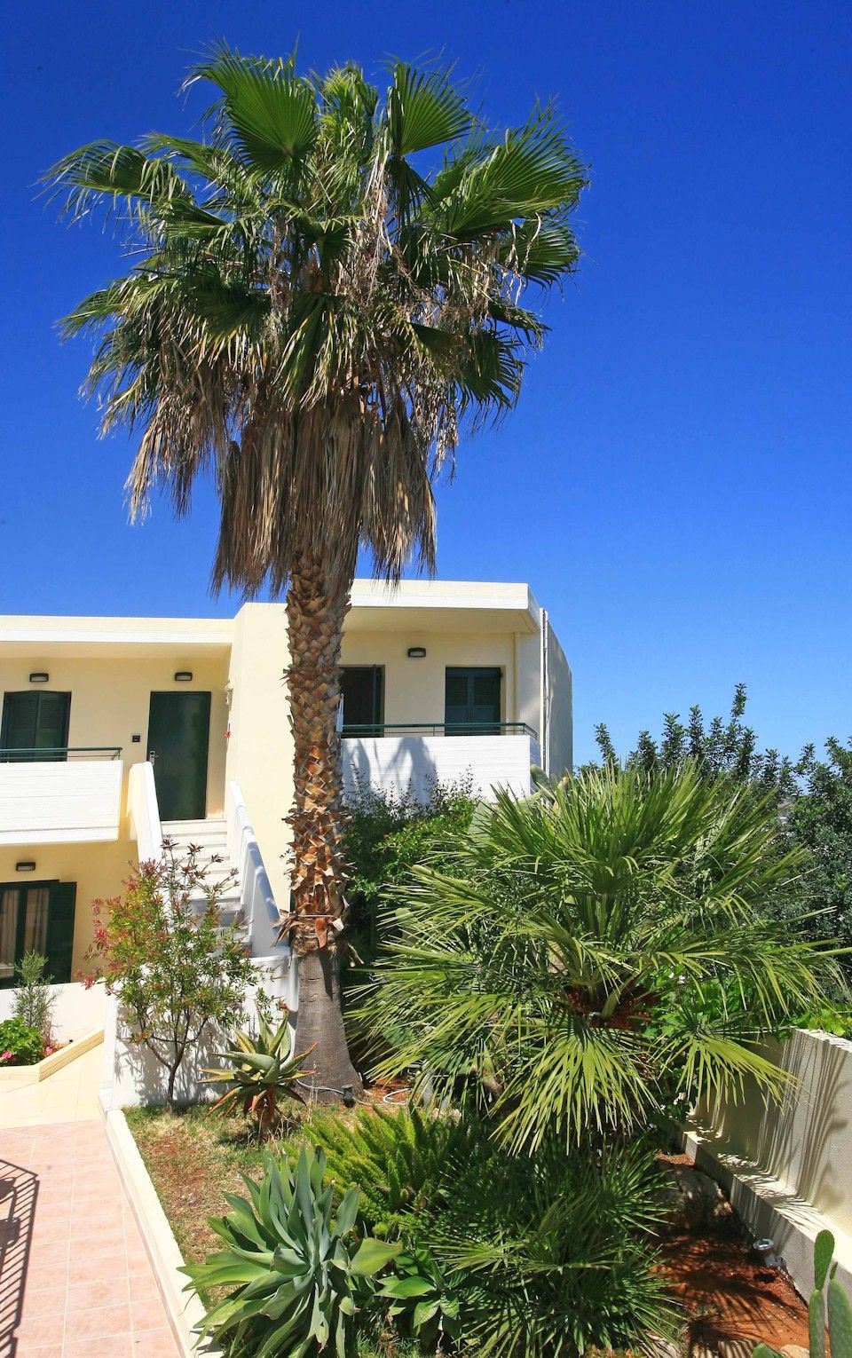Katrin Suites