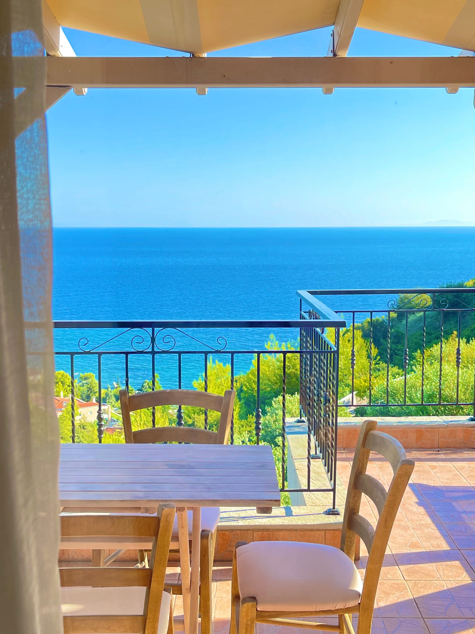 Koumaros ApartHotel Halkidiki
