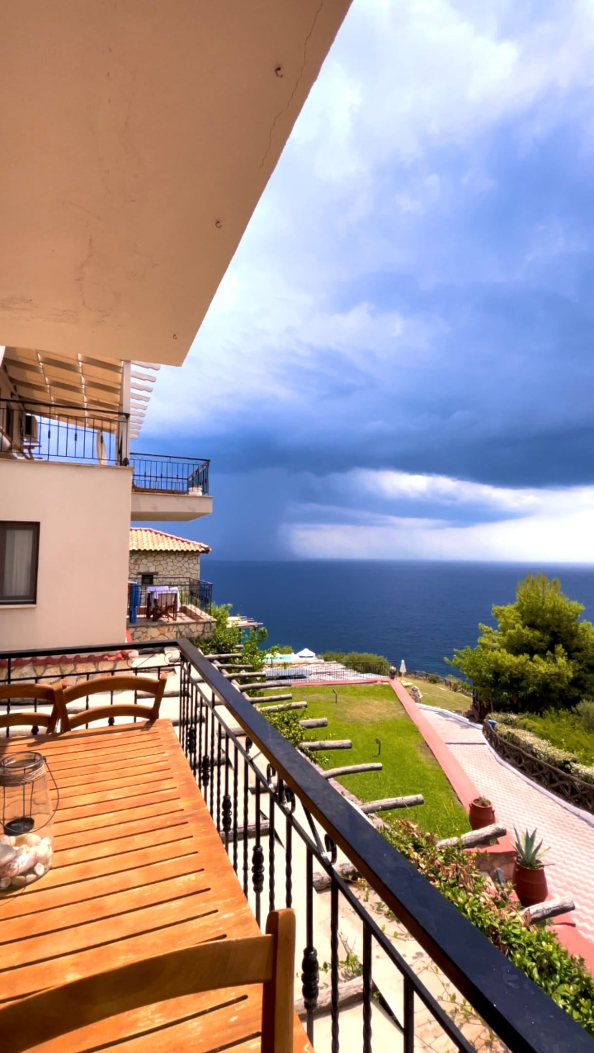 Koumaros Villas