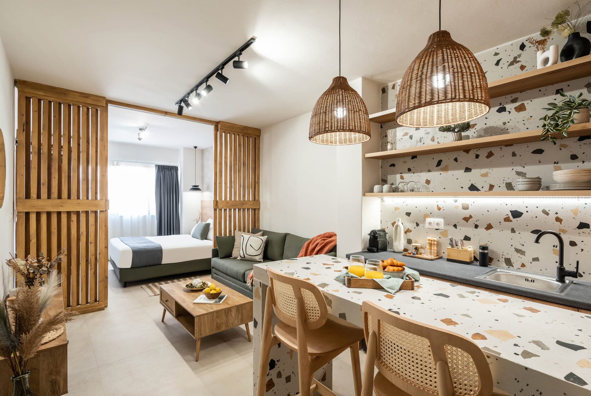 Koyo Athens Suites