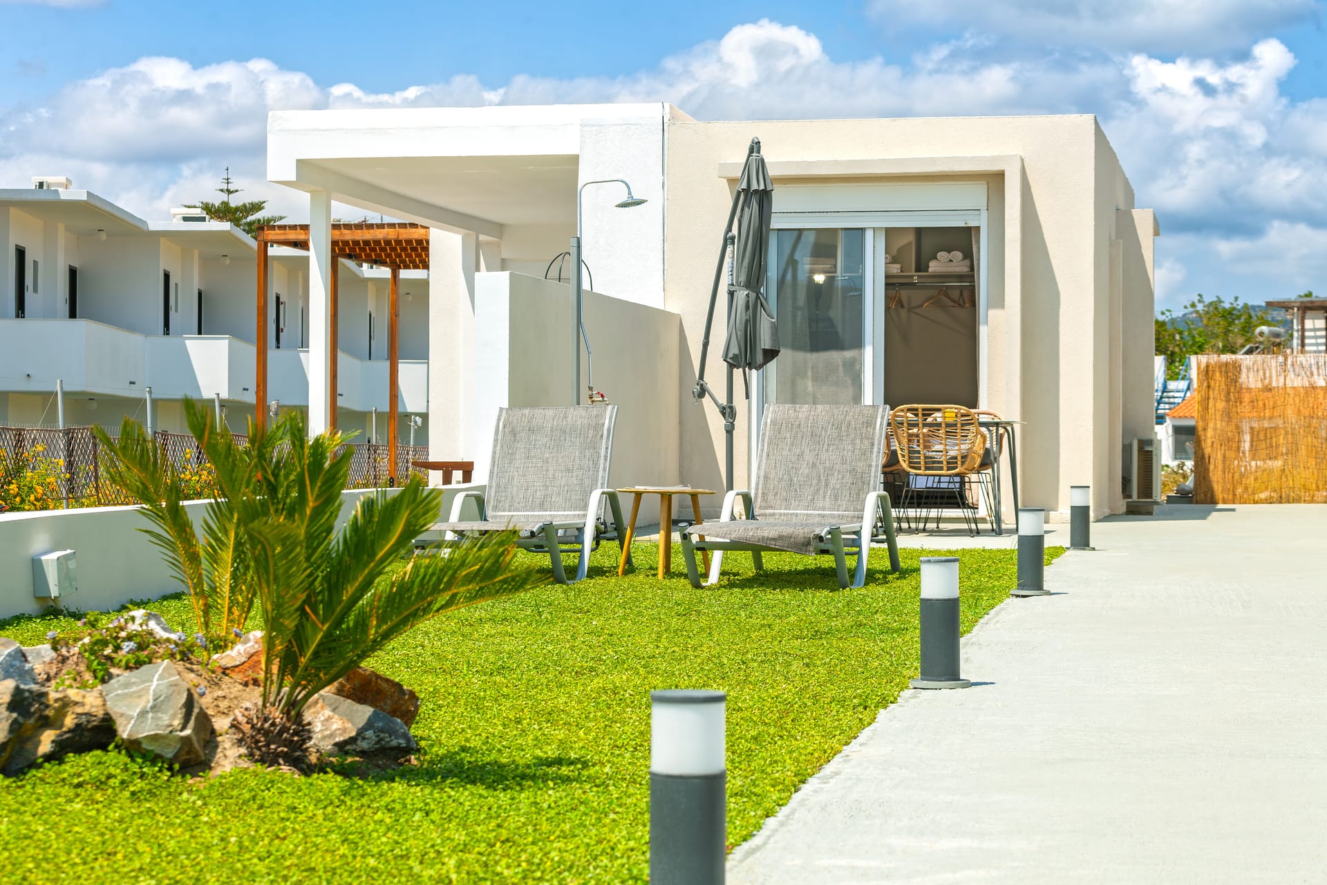 Lago Beach Living