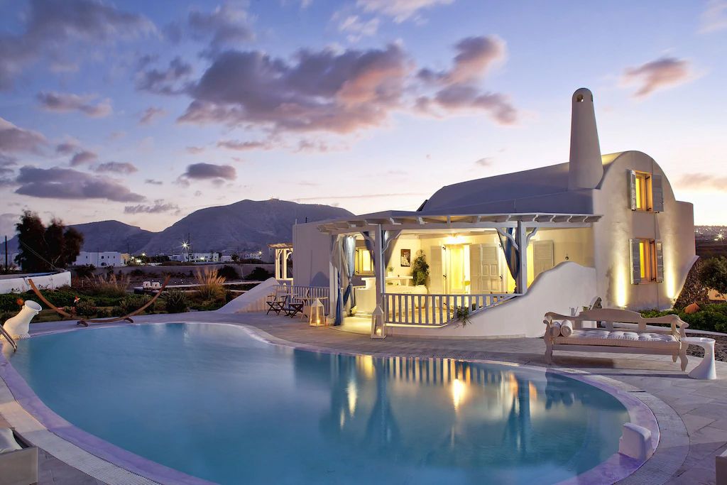 La Maison Luxurious Living
