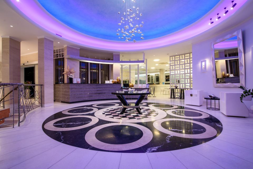 La Mer Deluxe Hotel & Spa