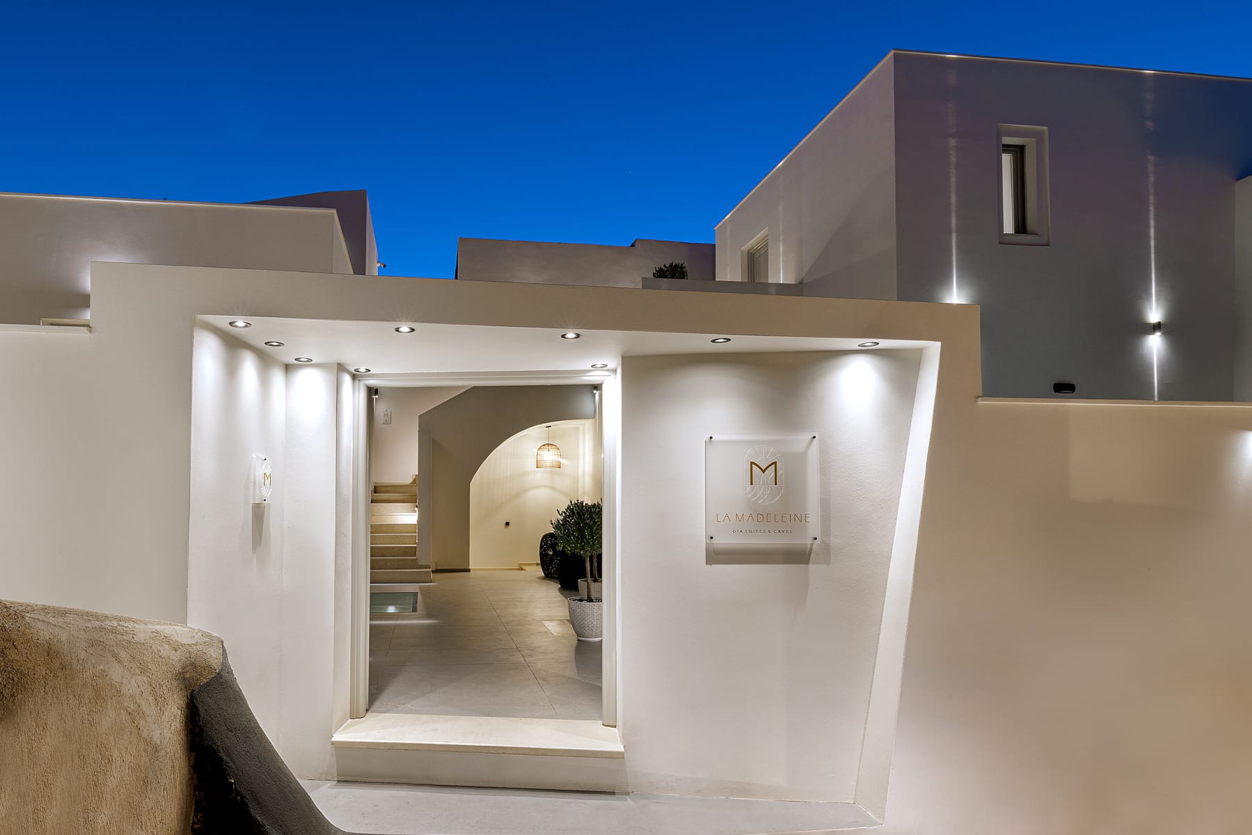 La Madeleine Oia Suites & Caves
