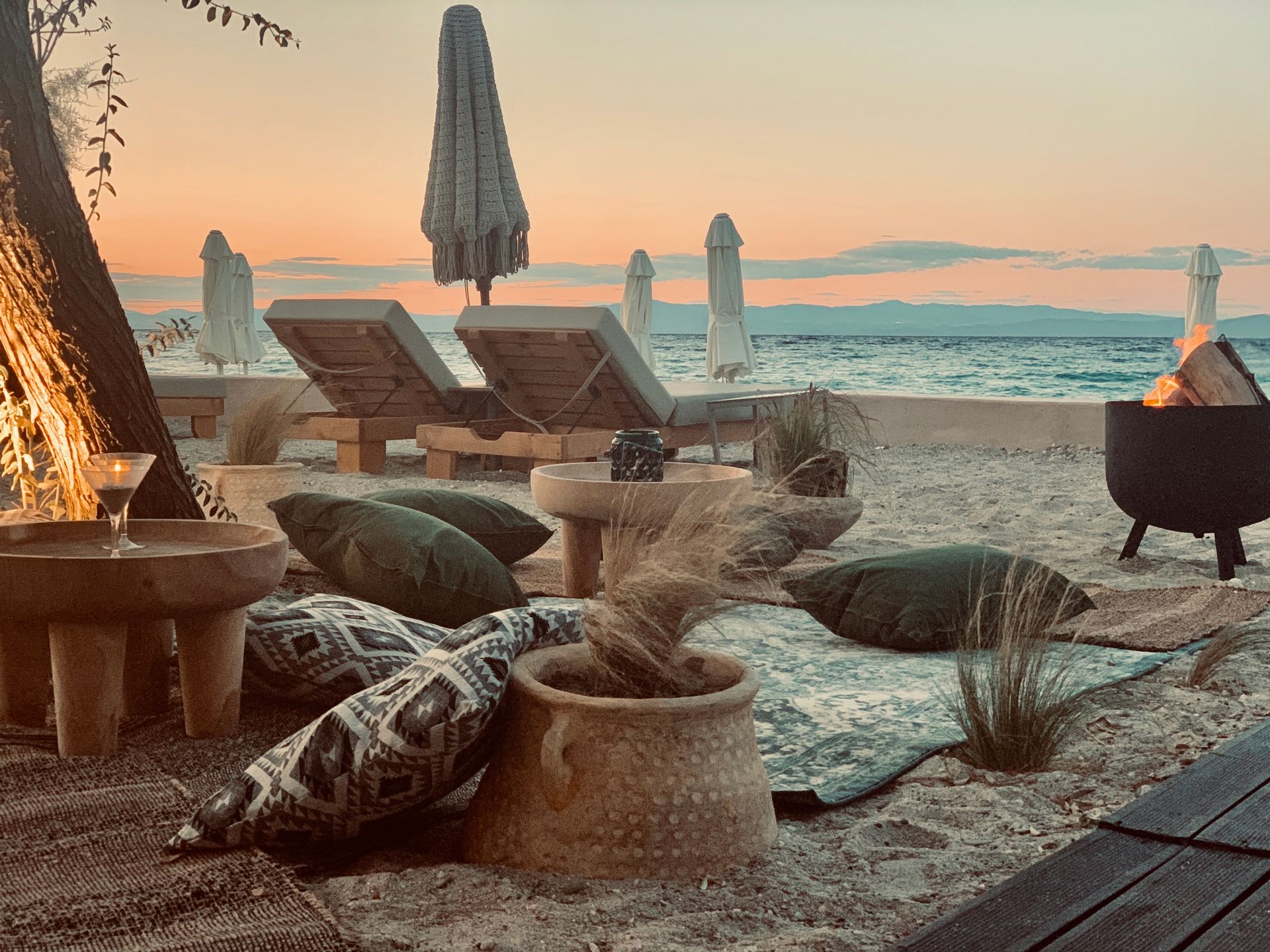 MAKO Sea & Suites