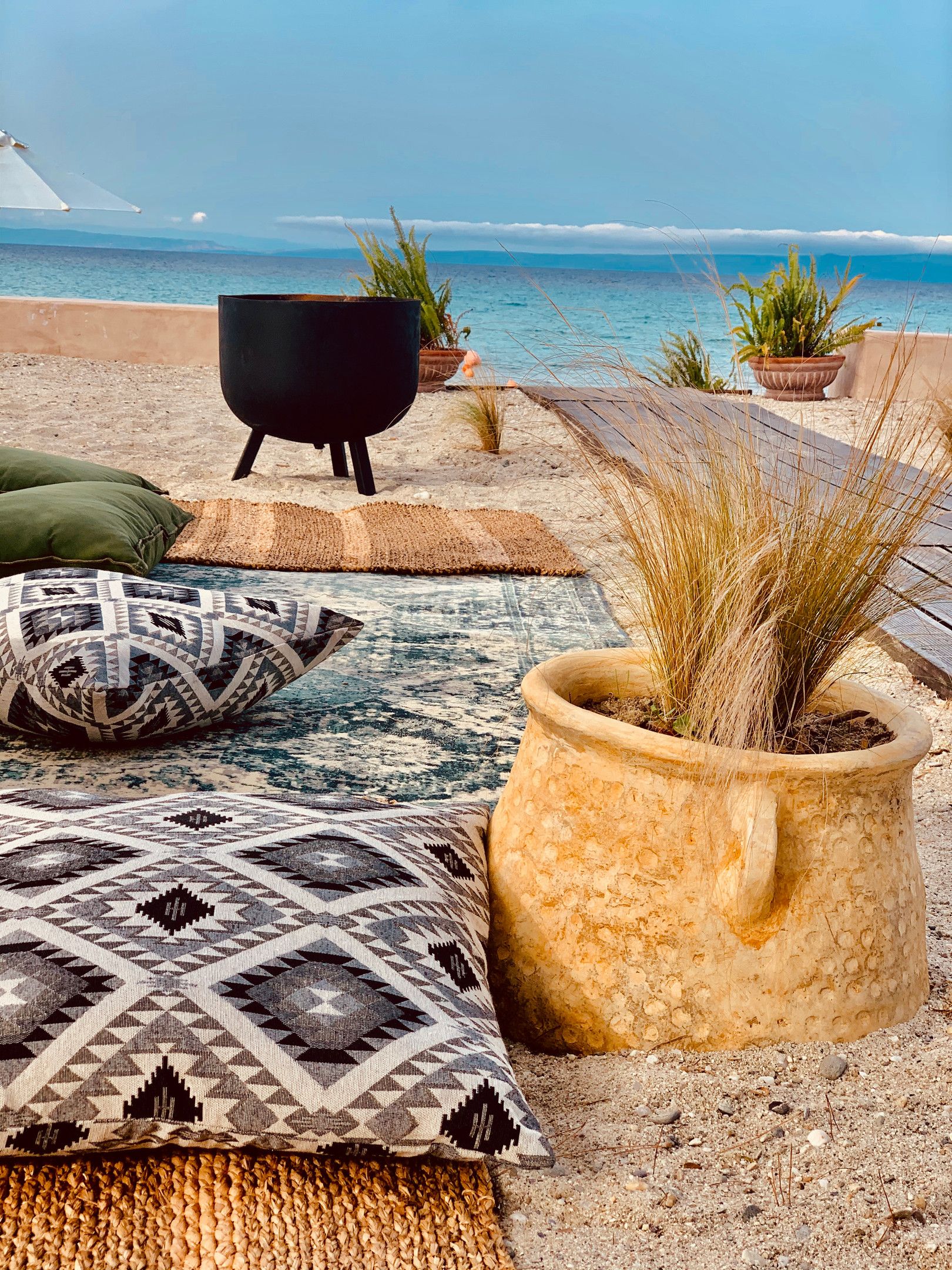 MAKO Sea & Suites