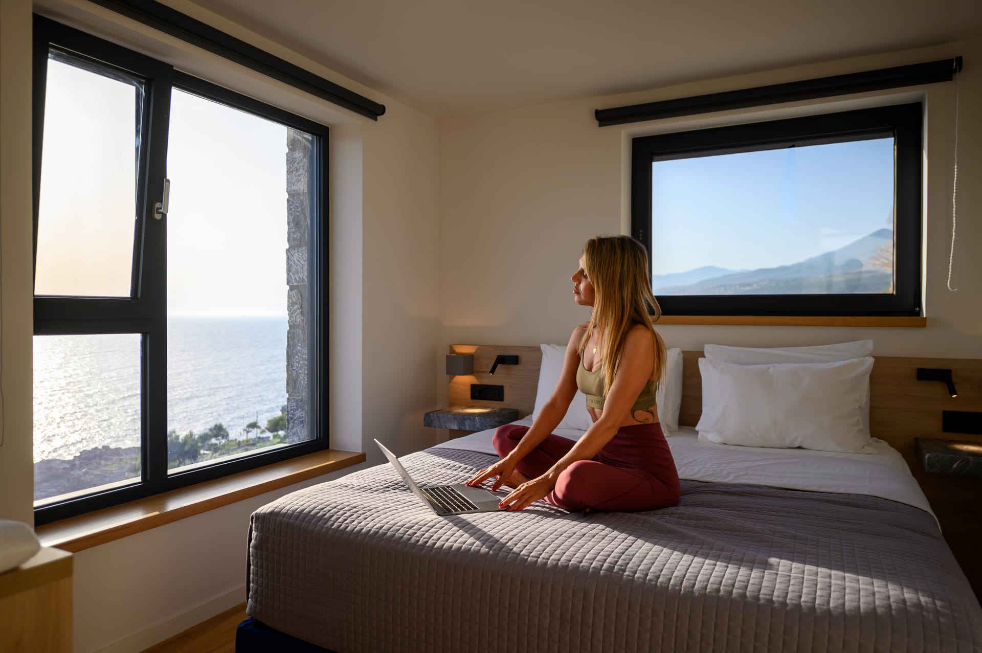 Mani Suites