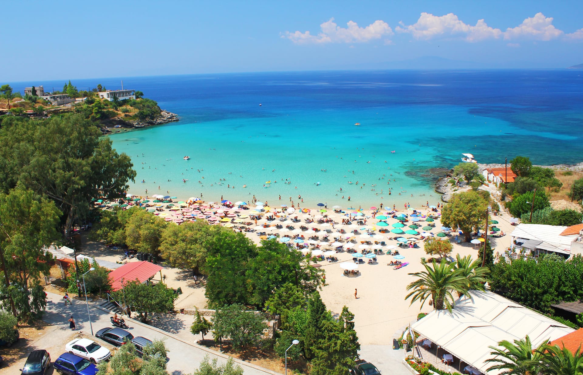 Mani Suites