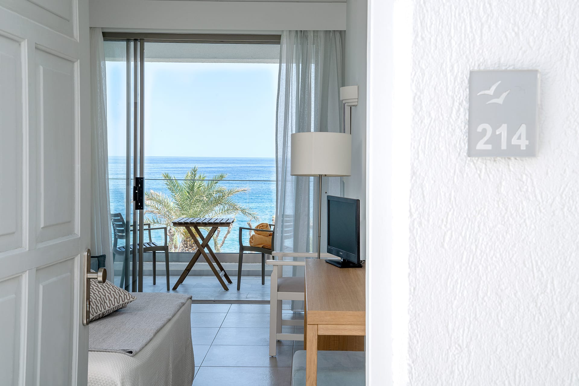Maritimo Beach Hotel
