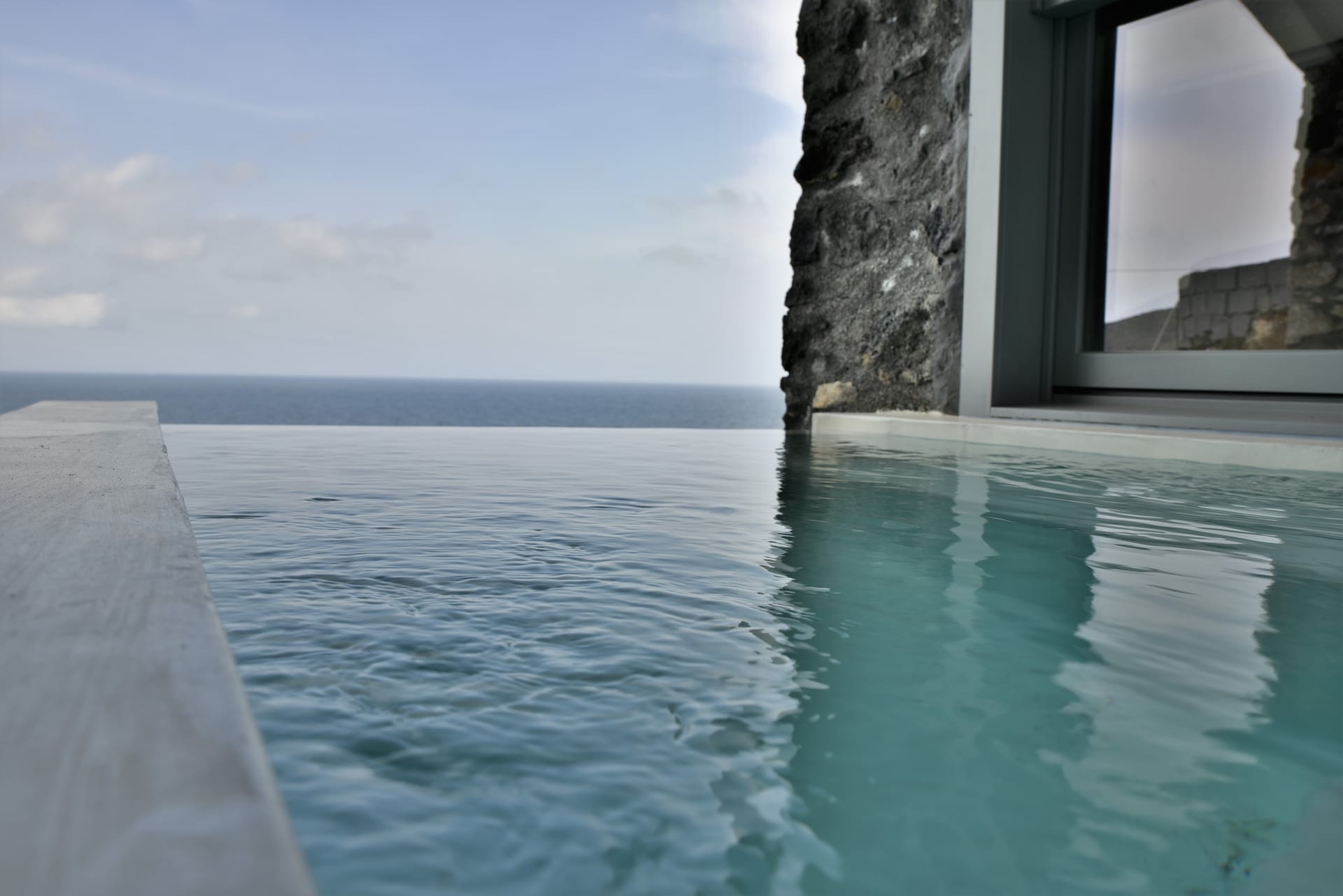 Horizon Mills Villas and Suites Santorini