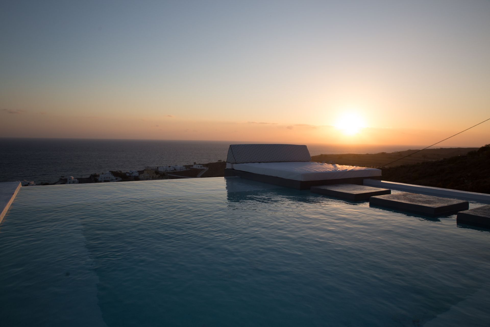 Horizon Mills Villas and Suites Santorini