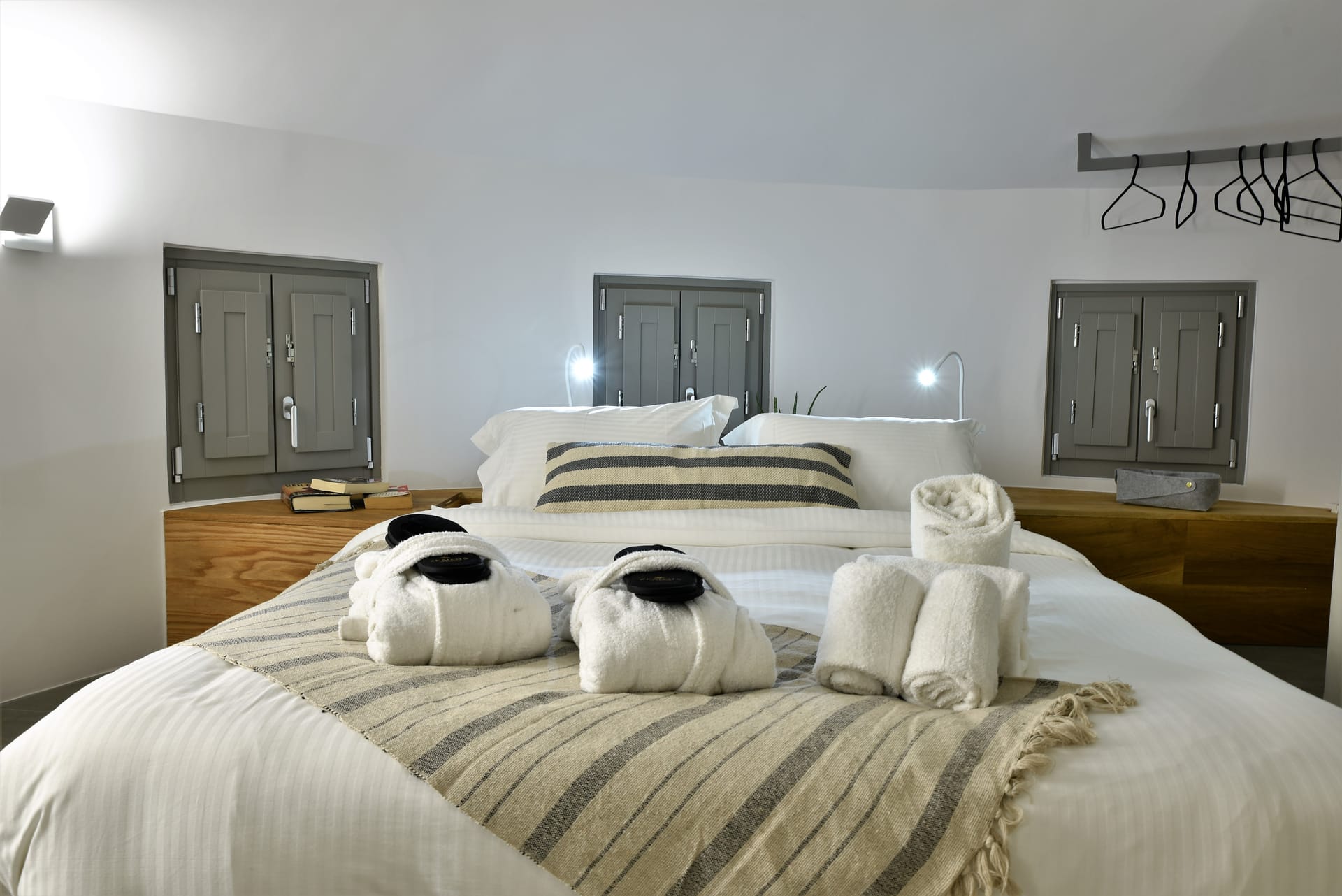 Horizon Mills Villas and Suites Santorini