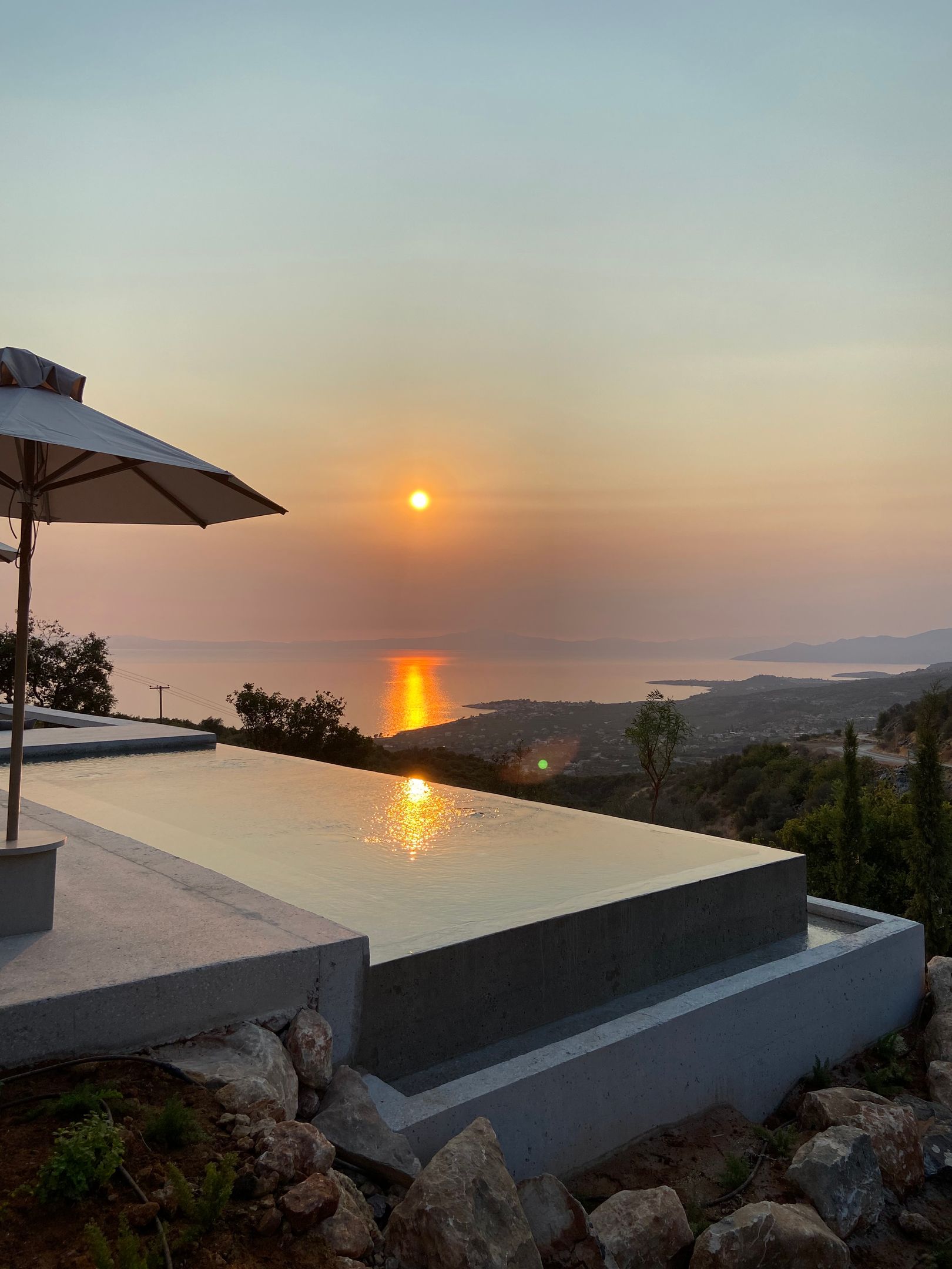 Monolithoi Villas