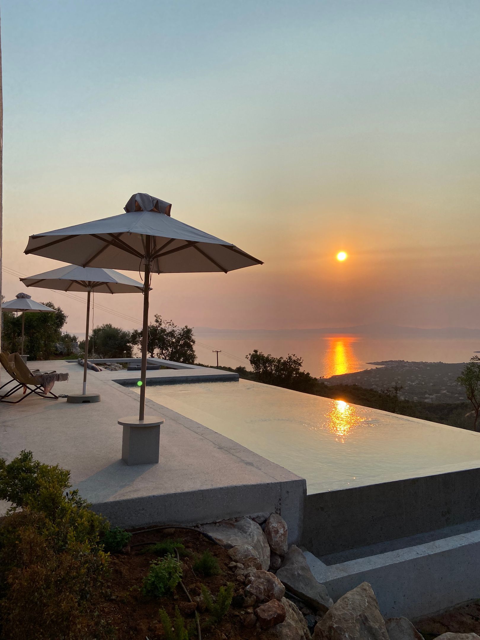 Monolithoi Villas