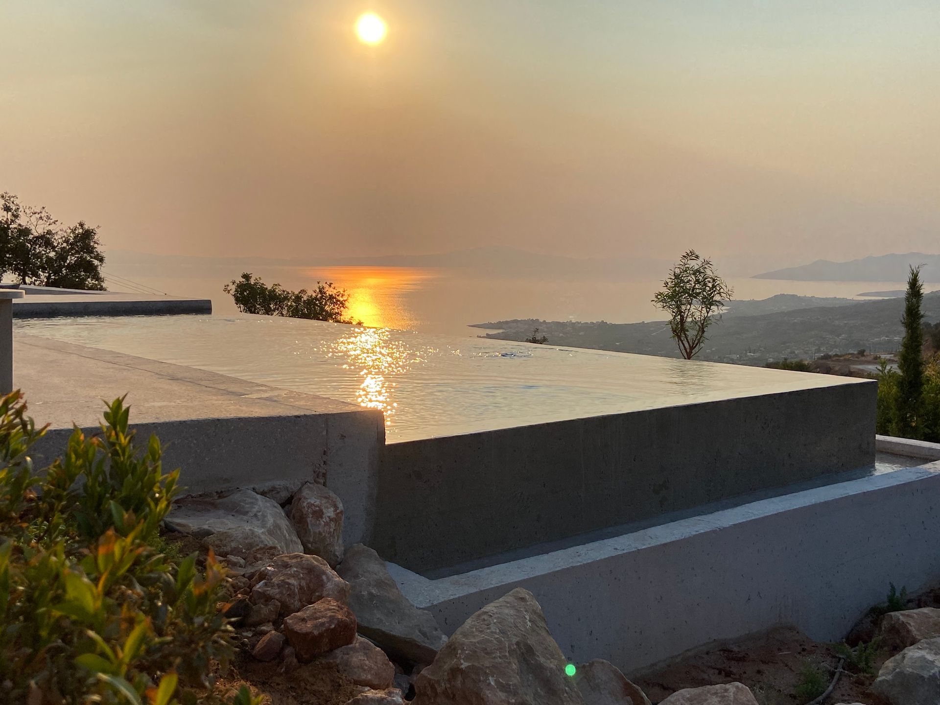 Monolithoi Villas
