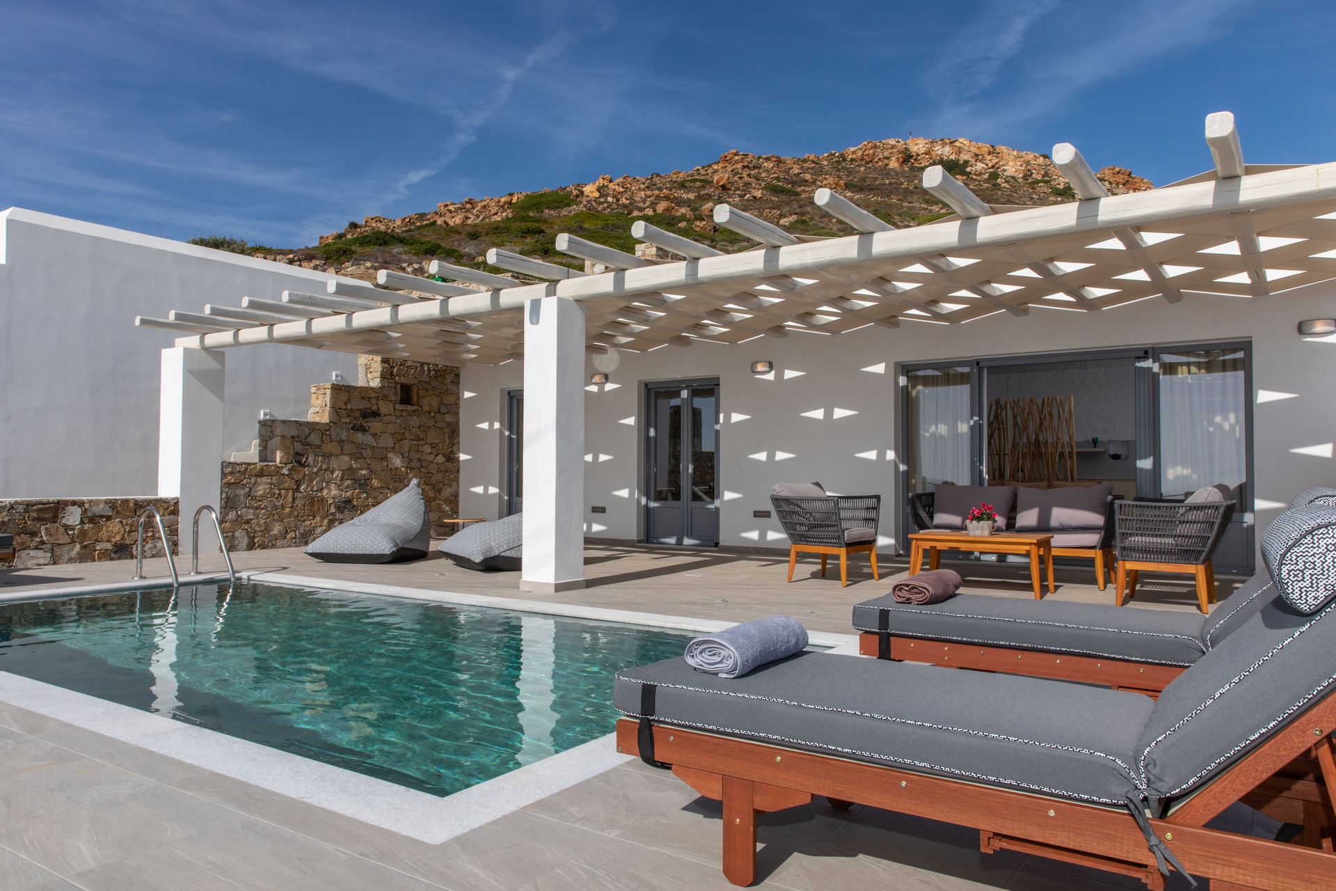 Mythology Naxos Villa & Suites