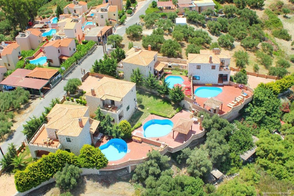 Niriides Villas