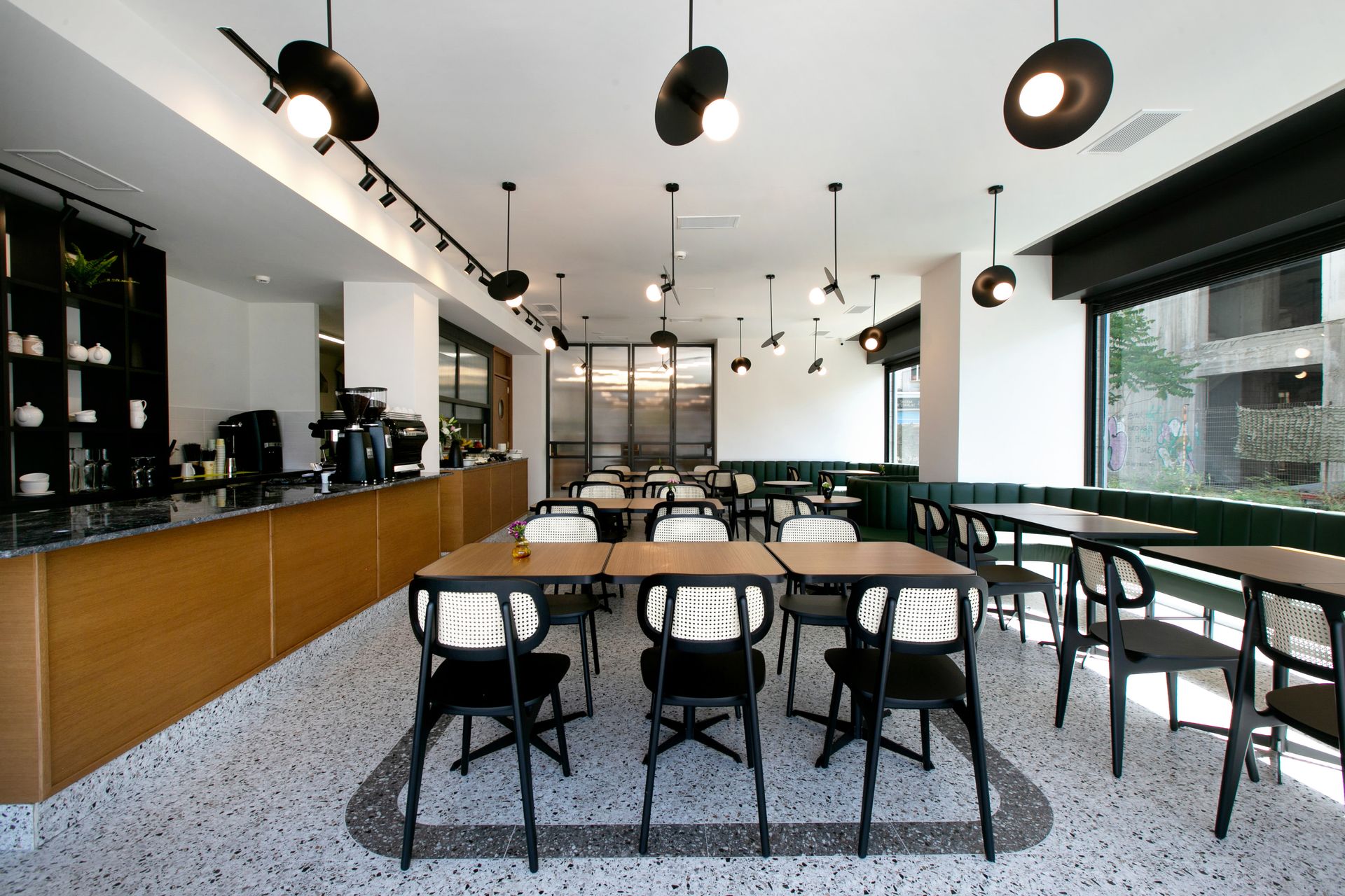 Noa Hotel