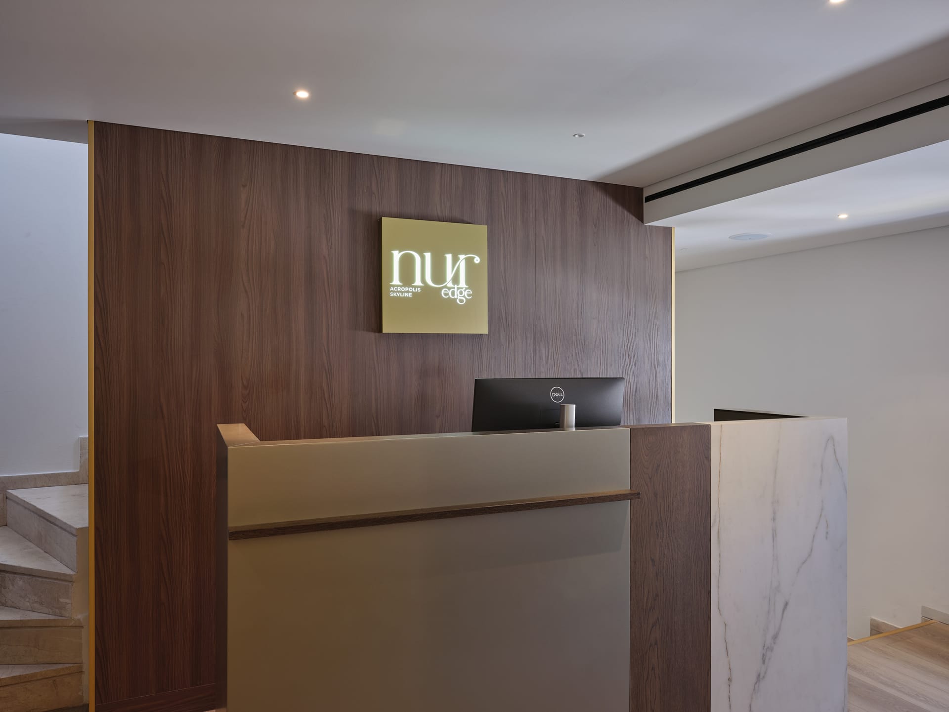 Nur Edge Aparthotel