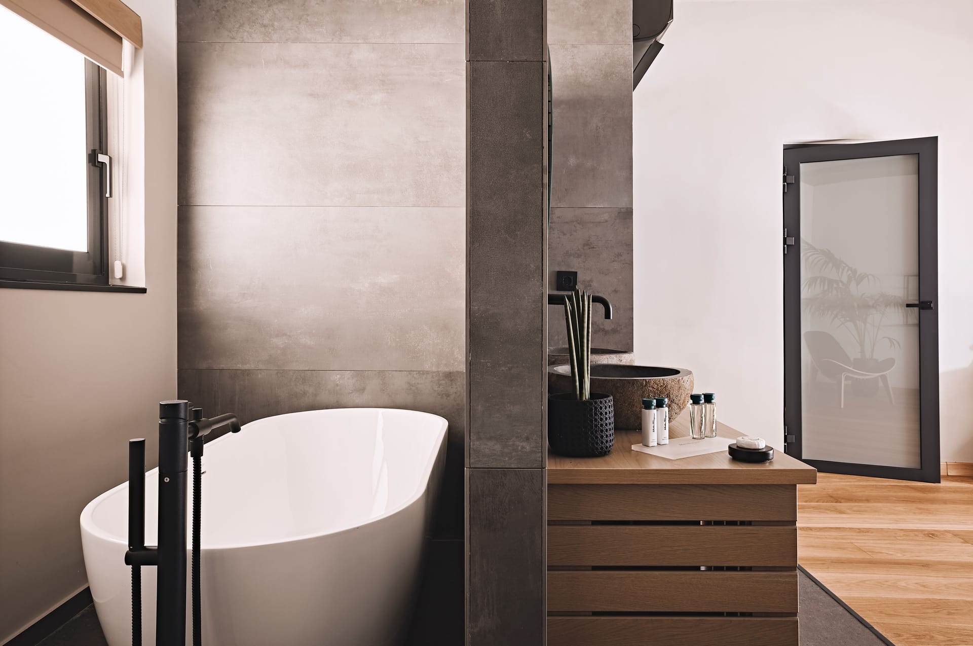 Cama Luxury Suites Glyfada