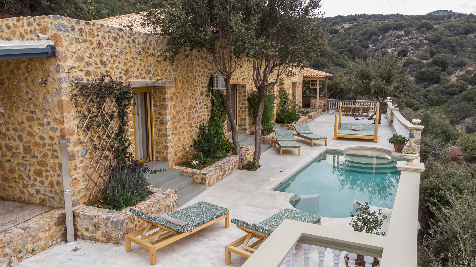 Oak Tree Estate