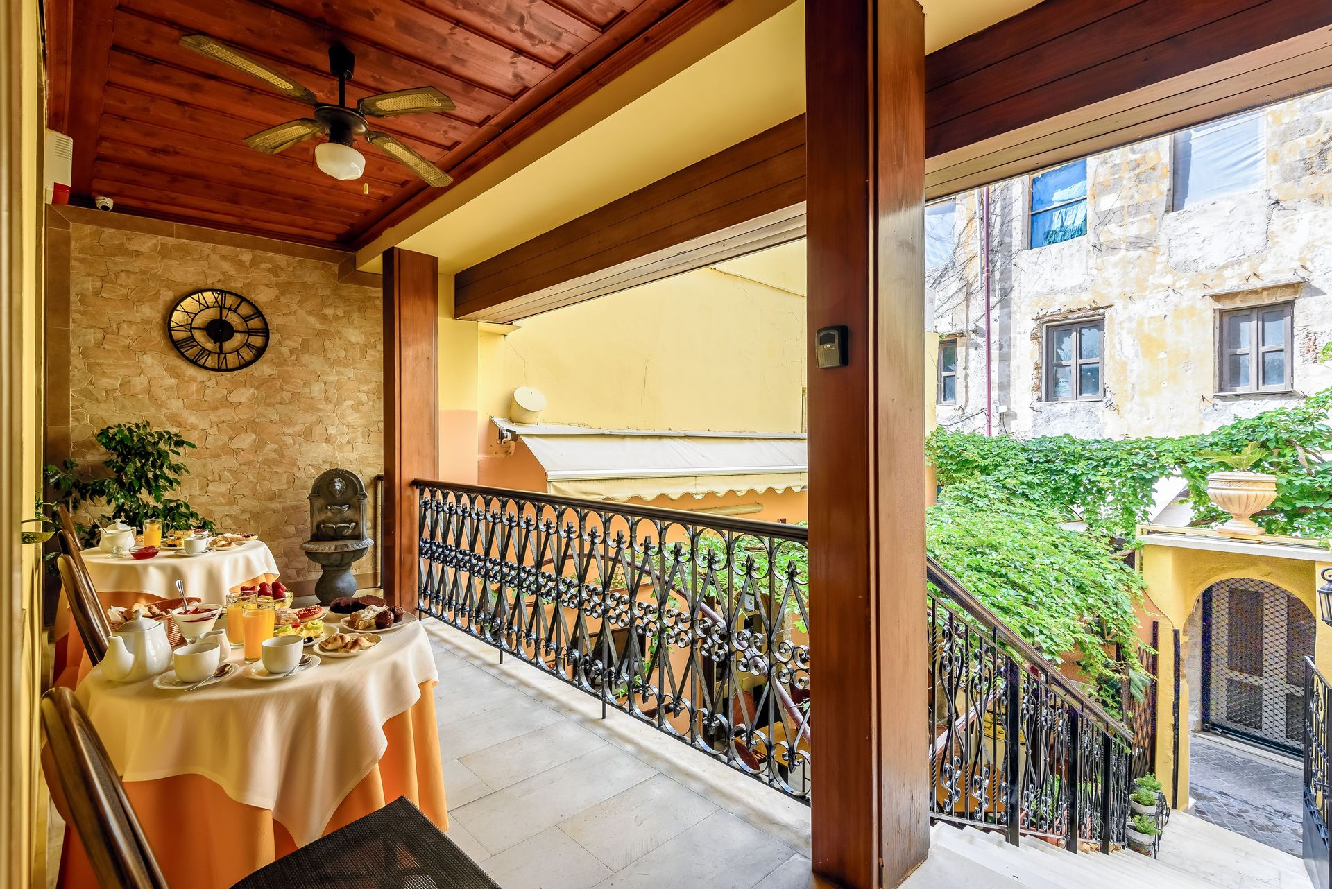 Belmondo Hotel & Suites Chania