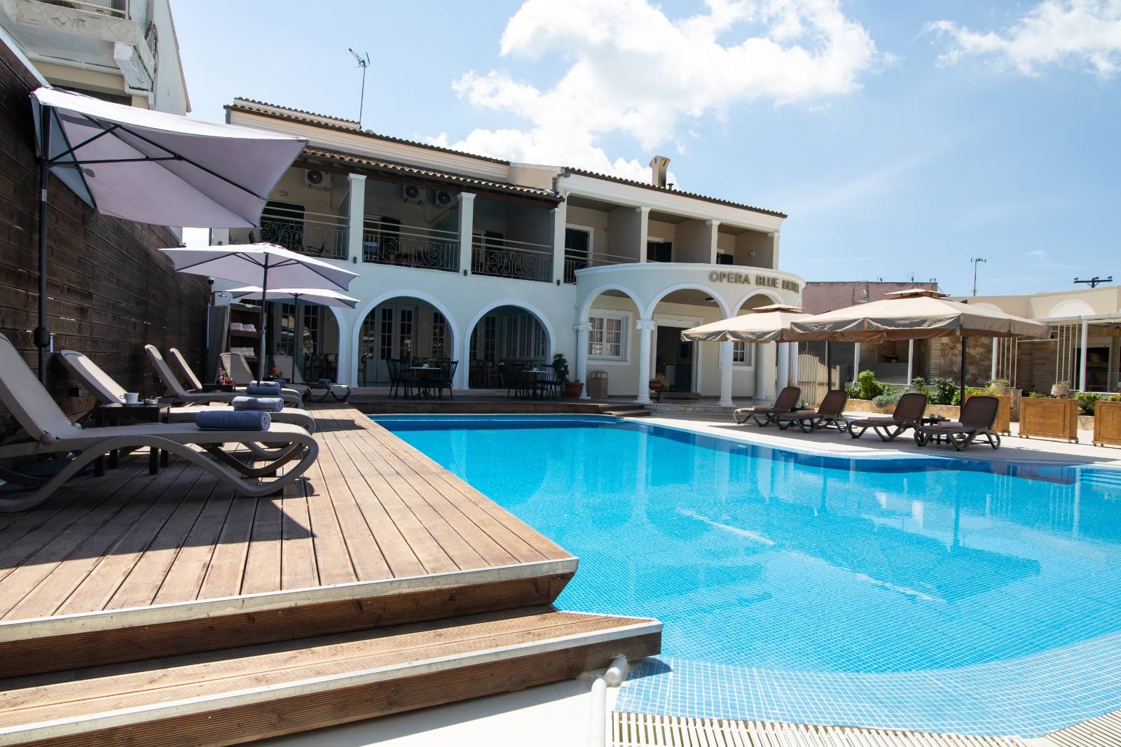 Opera Blue Hotel